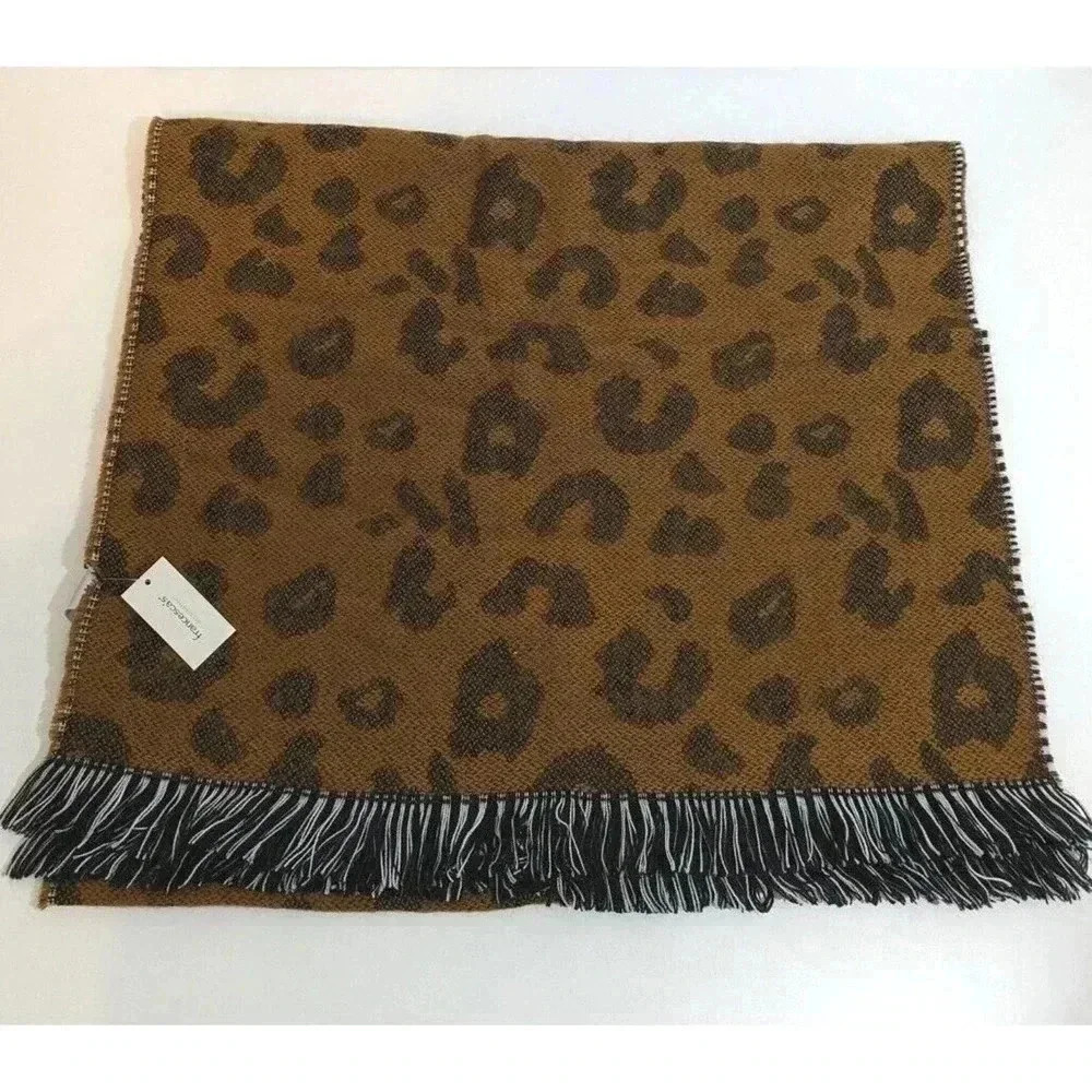 Francescas Collection Leopard Houndstooth Print Brown Black Scarf NEW Acrylic